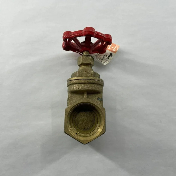 Mueller Global Gate Valve Threaded Valve 1-1/4" 200 W0G Manual Operation - Picture 2 of 7